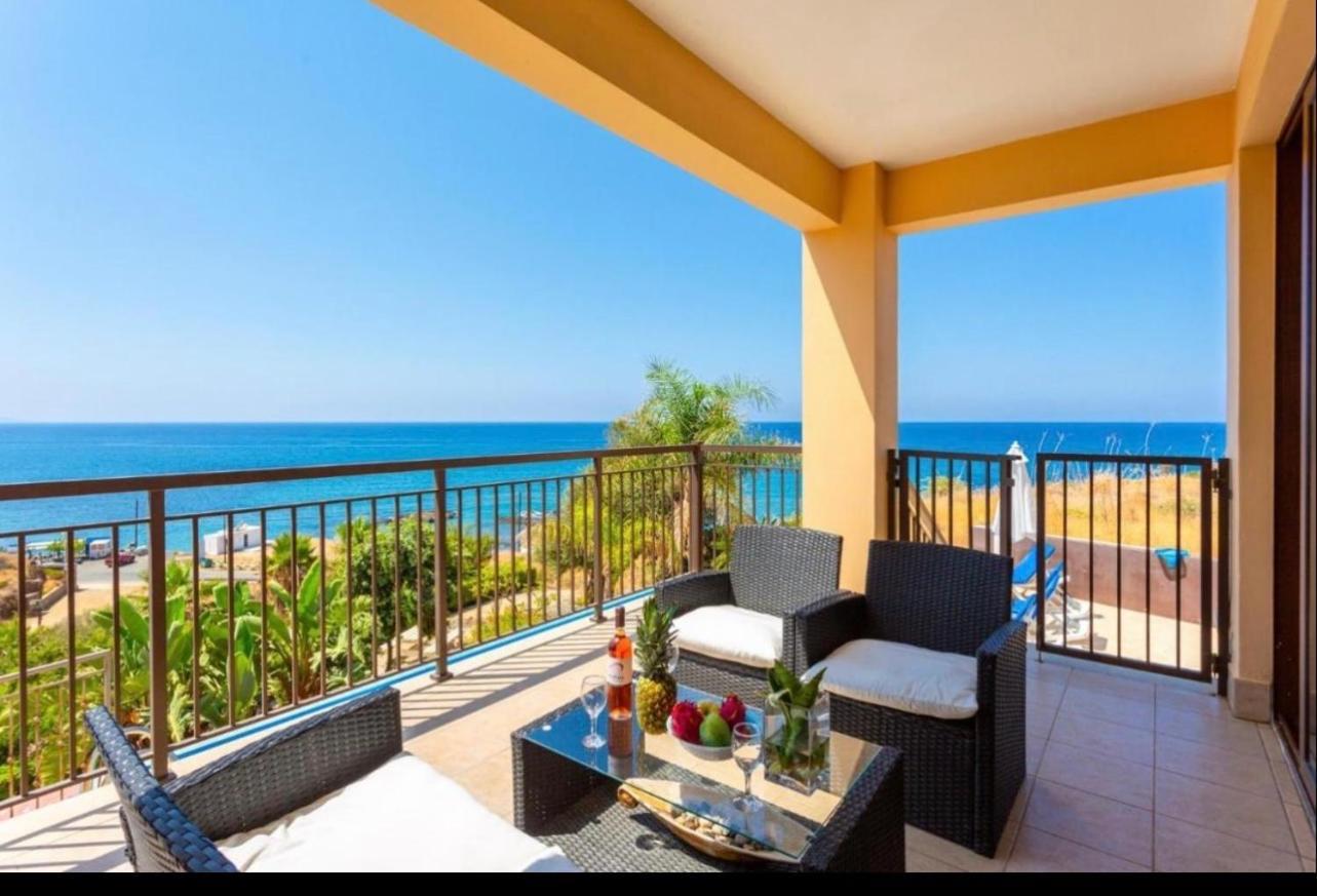 Sunset View Mermaid Villa 포모스 외부 사진